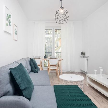 Botanic Gardens Apartment With Free Garage Wroclaw By Noclegi Renters 外观 照片