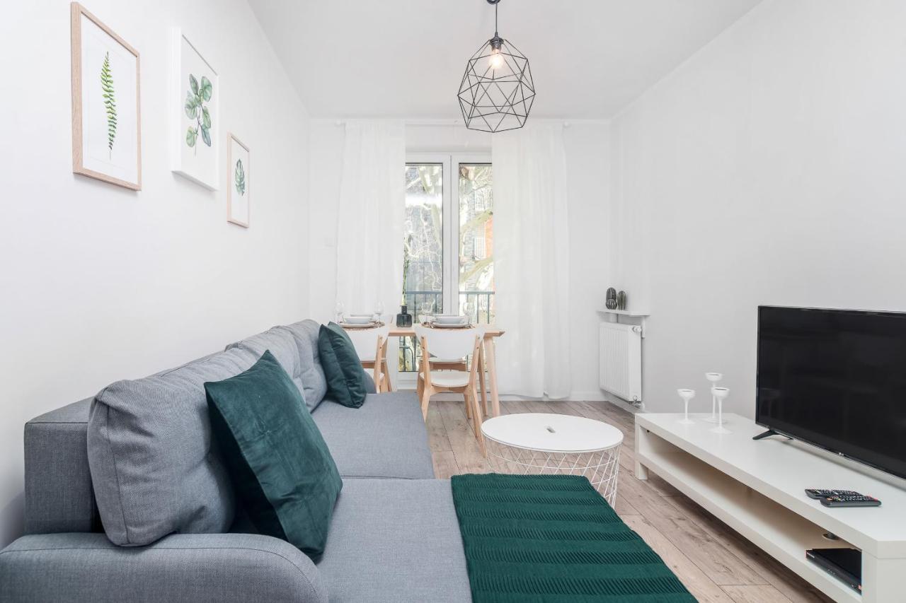 Botanic Gardens Apartment With Free Garage Wroclaw By Noclegi Renters 外观 照片