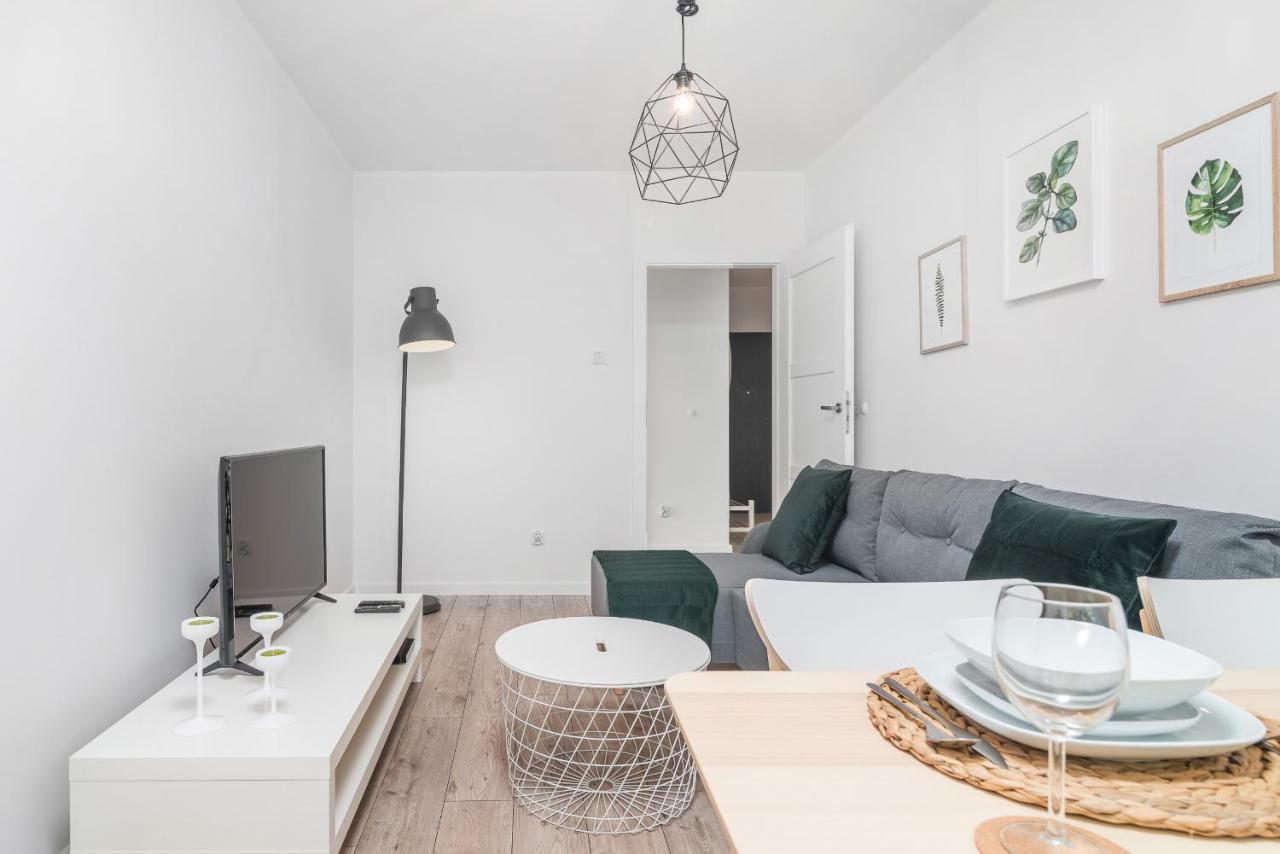 Botanic Gardens Apartment With Free Garage Wroclaw By Noclegi Renters 外观 照片
