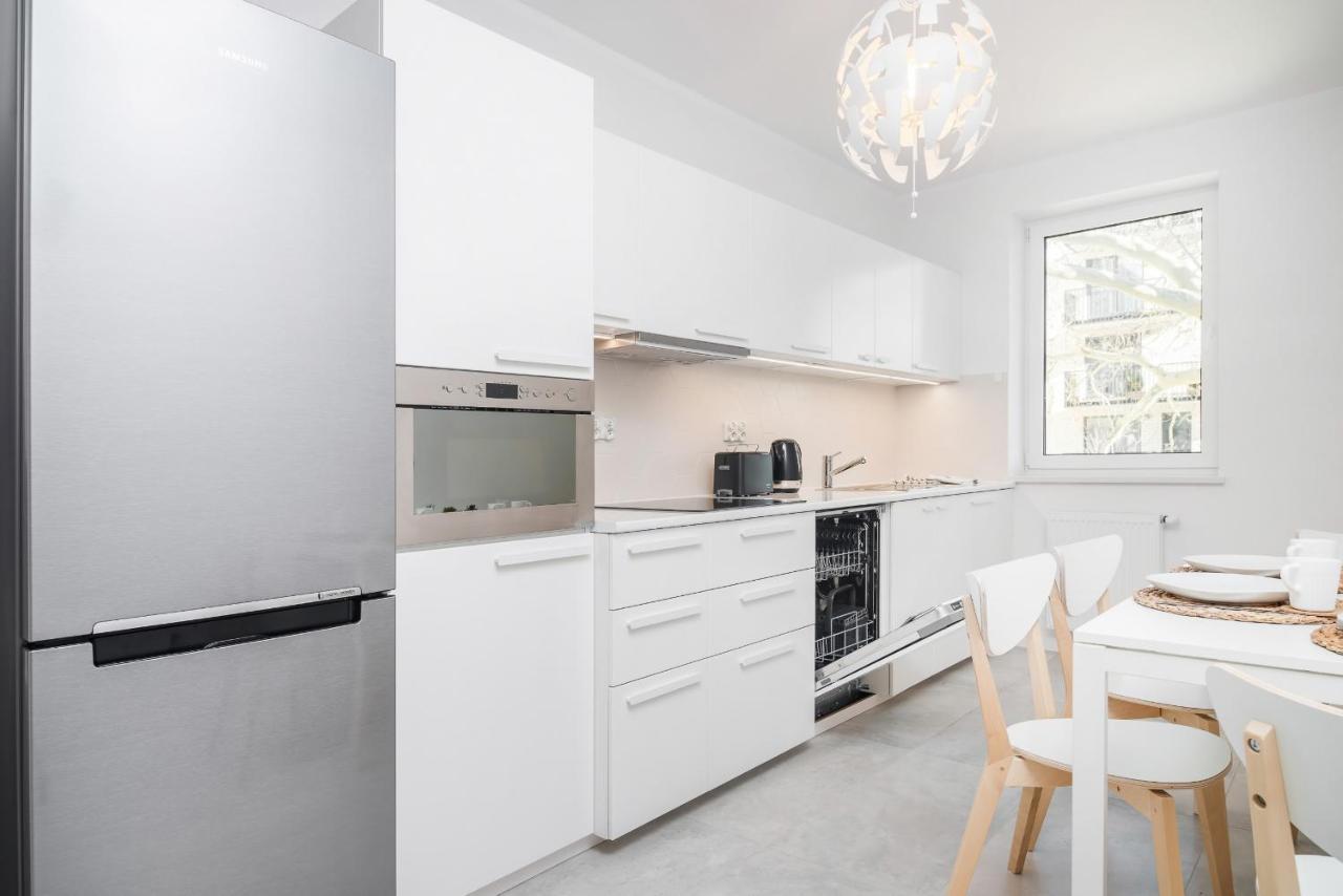Botanic Gardens Apartment With Free Garage Wroclaw By Noclegi Renters 外观 照片