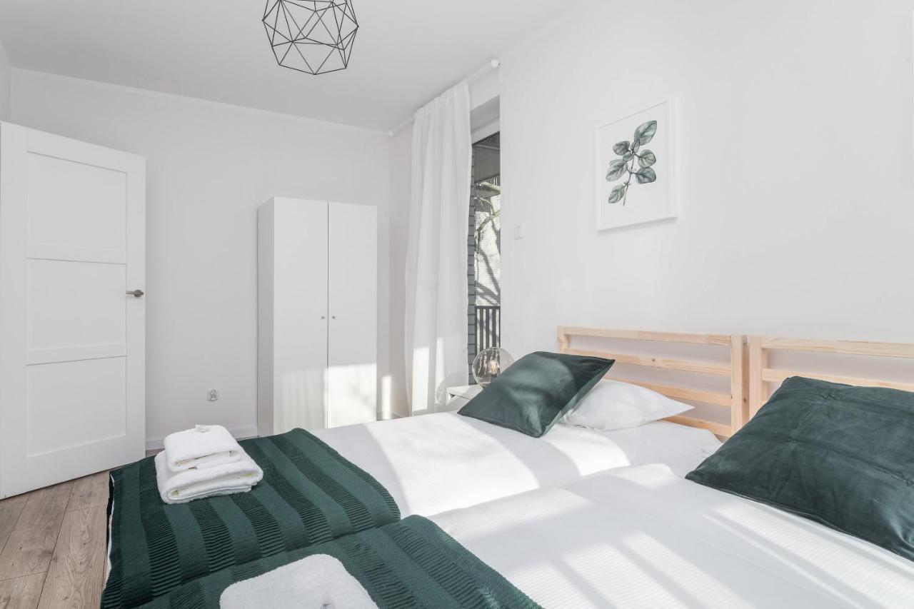 Botanic Gardens Apartment With Free Garage Wroclaw By Noclegi Renters 外观 照片
