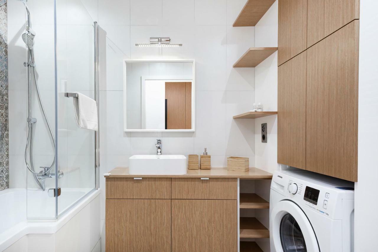 Botanic Gardens Apartment With Free Garage Wroclaw By Noclegi Renters 外观 照片