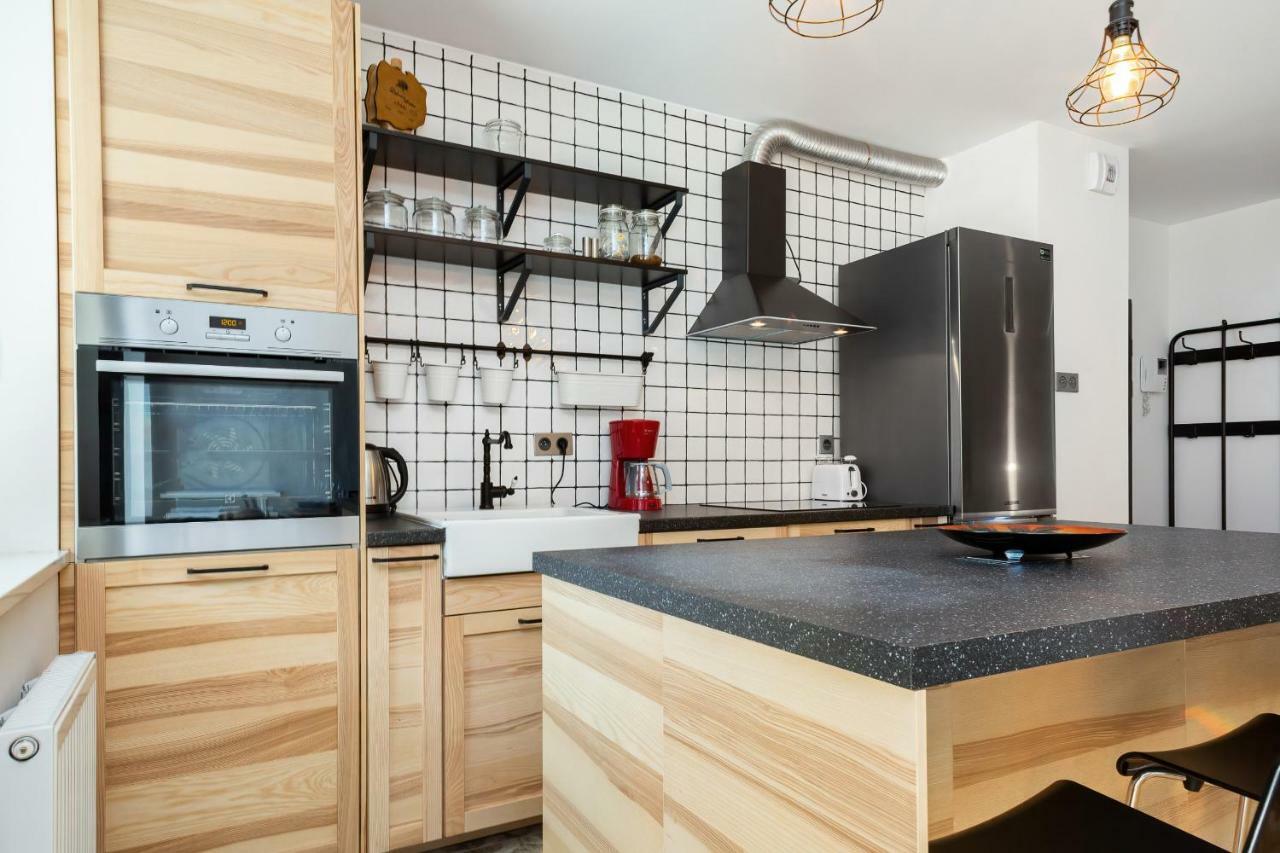 Botanic Gardens Apartment With Free Garage Wroclaw By Noclegi Renters 外观 照片
